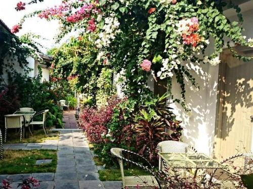 Duong Dong Villa | Sunshine Bungalow