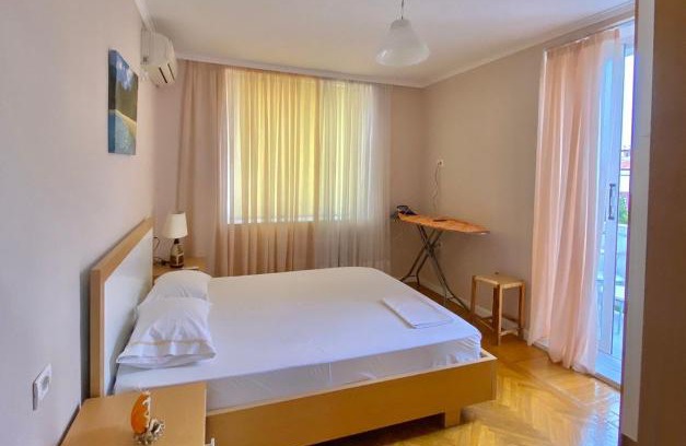 Qender Apartment | Sunshine Central Apartment