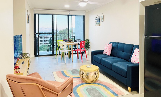 Maroochydore Apartment | Sunshine Coast Getaway ~ 2BR 2Bth WiFi Carpark