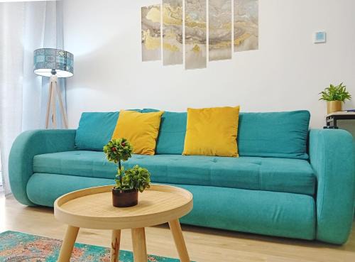 Sector 2 Apartment | SUNSHINE - New & Quiet 1BR Apt, Business area, close to Airport, Highway A3, Subway