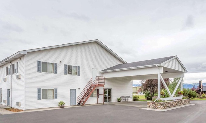 Driggs Hotel | Super 8 by Wyndham Driggs