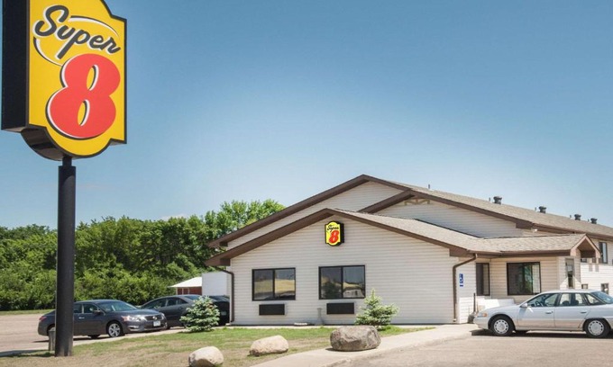 Jamestown Hotel | Super 8 by Wyndham Jamestown