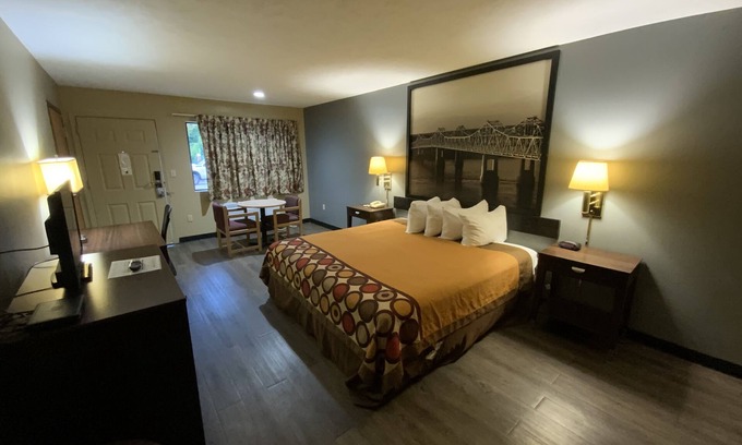 Kosciusko Hotel | Super 8 by Wyndham Kosciusko