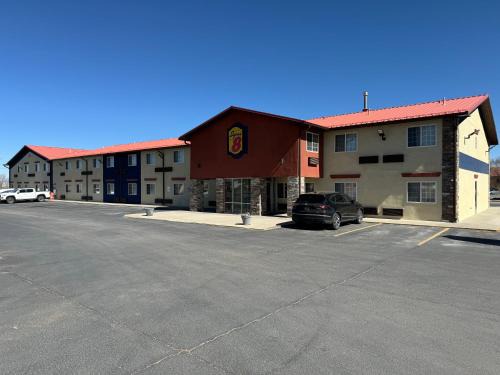 Moriarty Hotel | Super 8 by Wyndham Moriarty