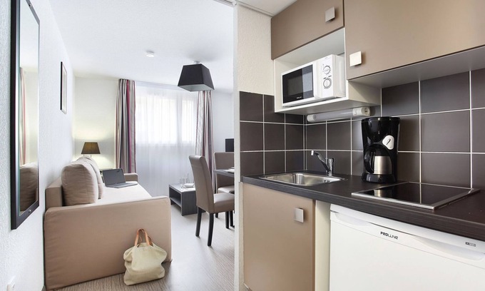 Les Chartreux Apartment | Super Endroit! Studio Climatisé avec Wi-Fi gratuit