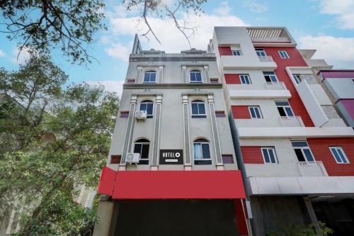 Vijayawada Hotel | Super Hotel O Hanuman Pet Near Railway Station
