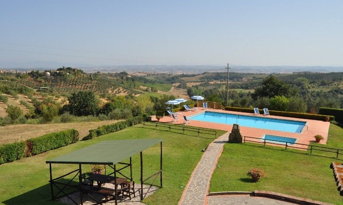 Montaione Villa | Super panoramic villa for 8 guests walking to town, private pool, AirCond, Wifi