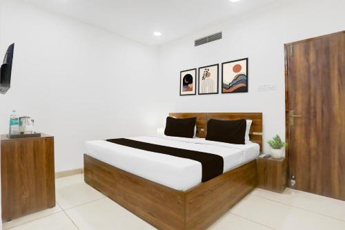 Indore Hotel | Super Townhouse DAVV University Indore Formerly Indrapuri