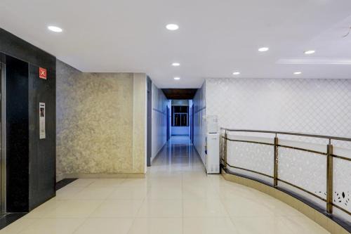 Medavakkam Hotel | Super Townhouse Medavakkam Near Jayachandran