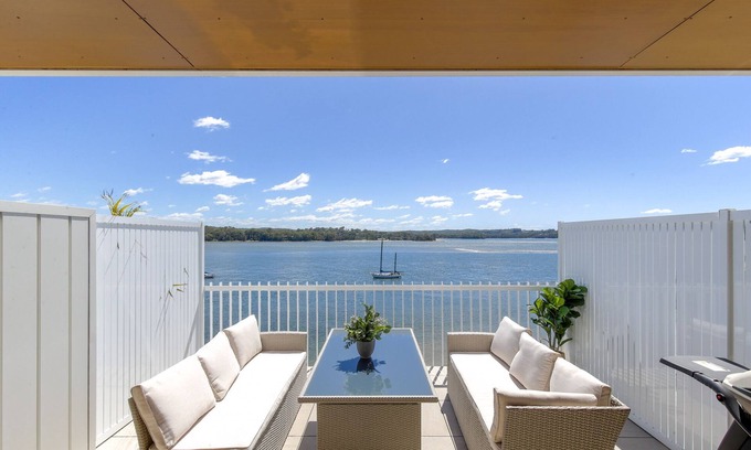 Batemans Bay Apartment | Superb 2-Bed Apartment with Scenic Bay Views
