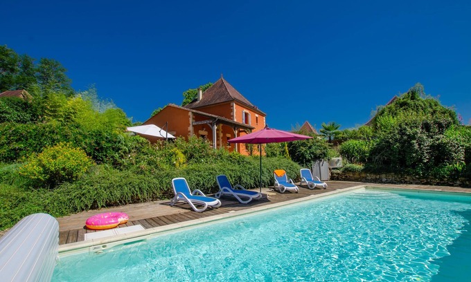 Sarlat-la-Caneda House | Superb air-conditioned villa with private heated pool 900m from the town center