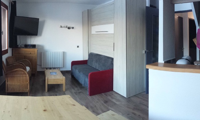 Courchevel Apartment | Superb apartment in ski-in ski-out residence