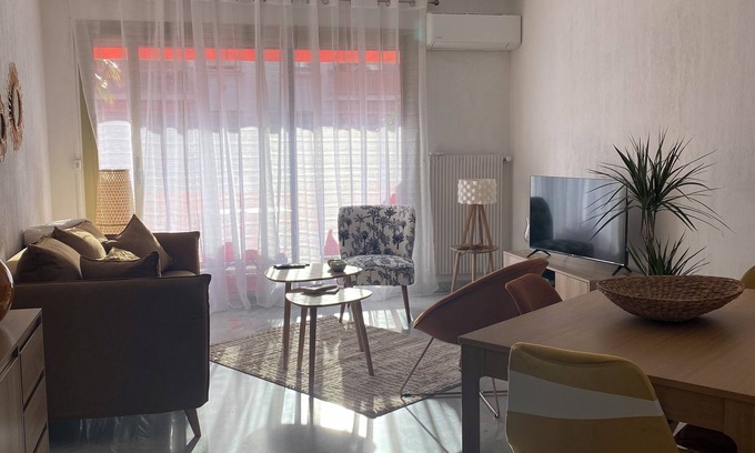 Cros-de-Cagnes Apartment | Superb bright apartment, terraces free secure parking 600m from the sea