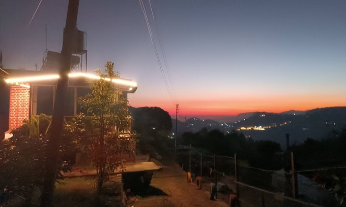 Bhimtal Cottage | Superb cottage with lake view & WiFi in Naukluchiatal