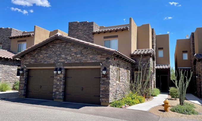 Village Vista House | Superb Downtown Cave Creek Location!