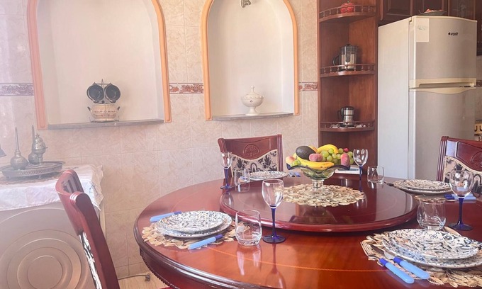 Bni Makada Apartment | Superb duplex avec vue jardin