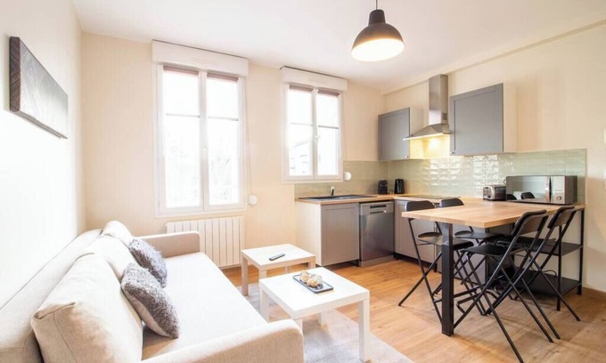 Vernon Apartment | Superb F2 Vernon-Giverny for cycling & relaxation - appt 9