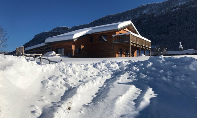 Saint-Julien-en-Vercors Ski Chalet | Superb new chalet in the heart of the Vercors with large terraces and mountain views