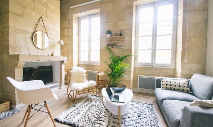 Hotel de Ville - Quinconces Apartment | Superb historic center duplex in the heart of Bordeaux