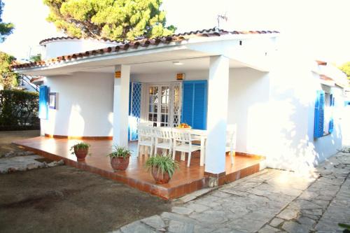 Vilafortuny House | Superb Seafront Villa