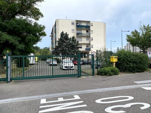 Mulhouse Apartment | Superb studio with free parking on site