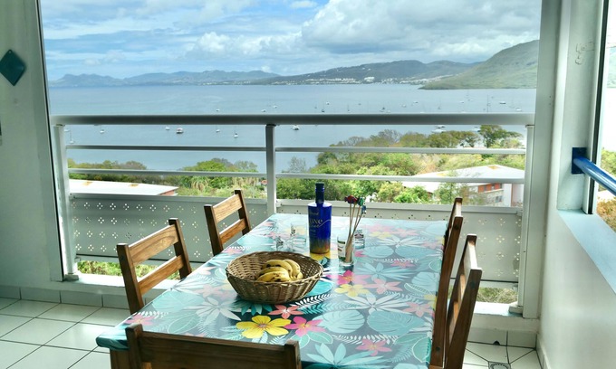 Sainte-Anne Apartment | Superb T2 with panoramic terrace overlooking the sea, swimming pool, close to beaches