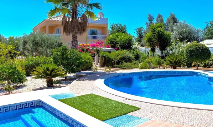 Silves Villa | Superb Villa 10 Mins From Carvoeiro & Beach, near Silves Golf, Totally Private