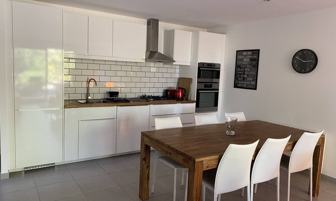Clara Apartment | Superbe Appartement "les Glycines"