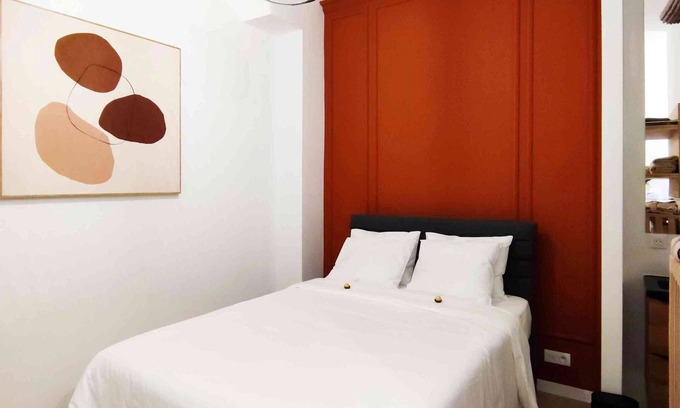 Baudour Apartment | Superbe appartement a cote de la Grande Place de Saint Ghislain.n