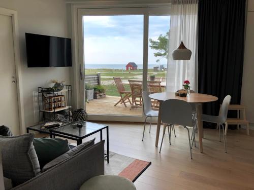 Tofta House | Superfint boende med havsutsikt, Tofta Strand