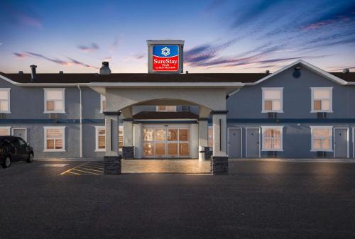 Brooks Hotel | SureStay Plus by Best Western Brooks