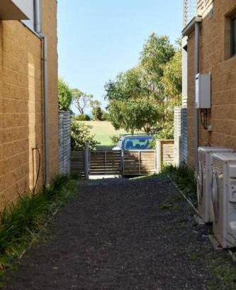 Jan Juc House | Surf Mist Townhouse - backs onto the RACV Resort