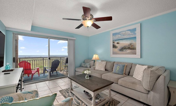 Midtown Ocean City Condo | Surfcaster 103 Summar