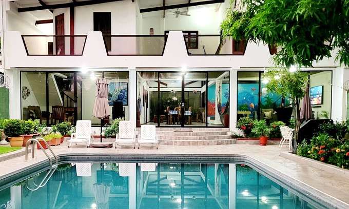 Playa San Blas House | SurfCity Karaoke/Air-conditioned home