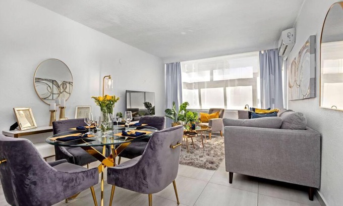 Condado Apartment | SurReal Beach Flat