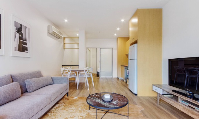 Adelaide Central Business District Apartment | Swainson on Bent - 2.36