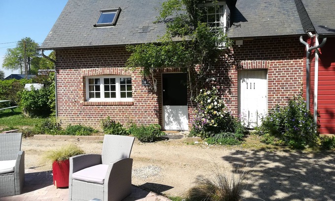 Allouville-Bellefosse Villa | Swallow hut