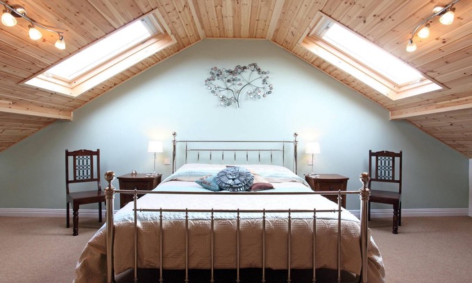 Hickling Bed & Breakfast | Swallows Nest Suite @ The Dairy Barns