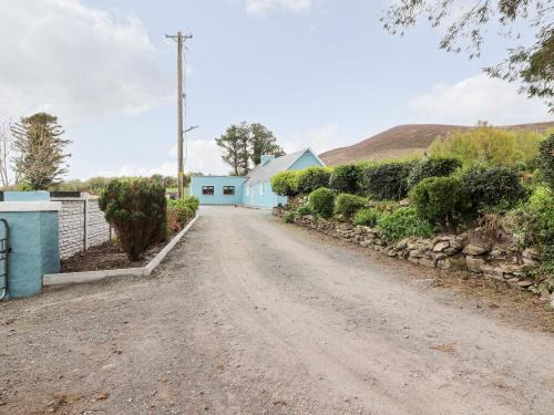 MacGillycuddy's Reeks House | Sweeney's Cottage