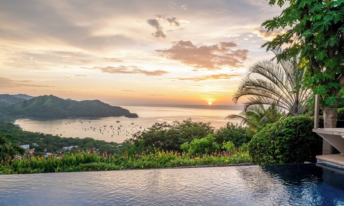 Coco House | Sweeping views of Coco Bay - Get Away-Vacation or Work Remote