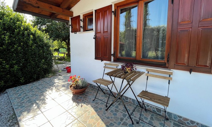 Nova Gorica Apartment | Sweet apartment studio Grape with a garden view