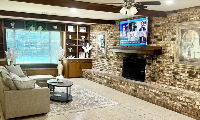 Lufkin House | Sweet Family Home, spacious area with all new material inside the house