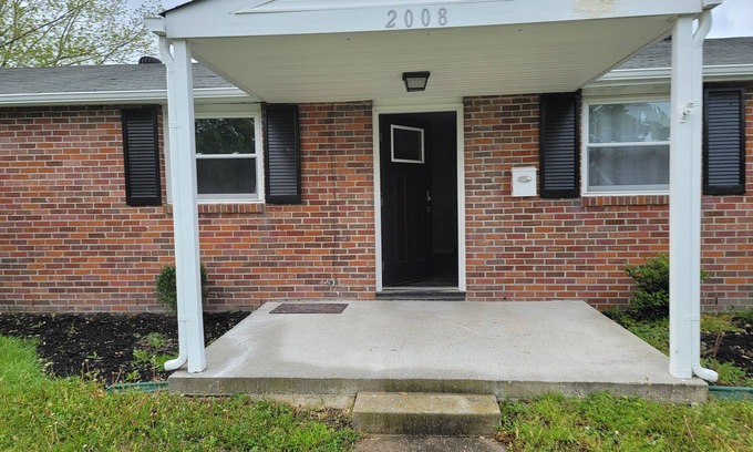 Hampton House | Sweet home to share with the family