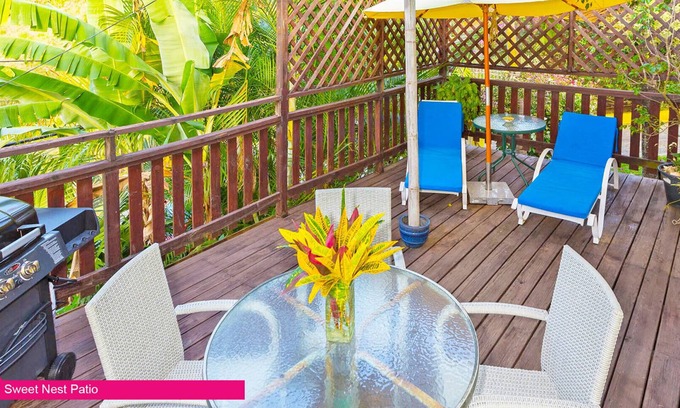 Black Rock Cottage | Sweet Nest Cottage, with full kitchen & private deck
