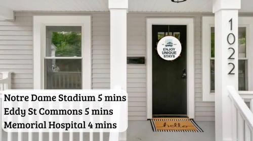 Harters Heights House | Sweet Retreat 3 Mins to Notre Dame Eddy St Commons and Memorial Hospital