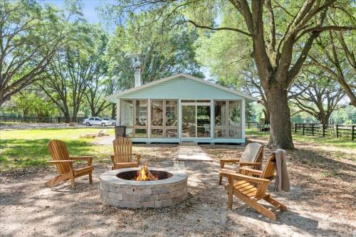 Fort White House | Sweetwater on the Range - New Reno Farm Getaway