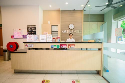 Klang Hotel | Swing & Pillows - I-City, Shah Alam
