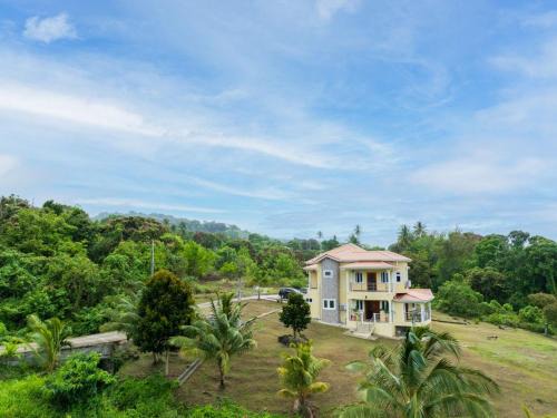 Soufriere Quarter Apartment | Sy Villa