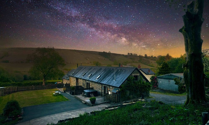 Trecastle House | Sycamore Tree Barn, Sycamore Tree Barn