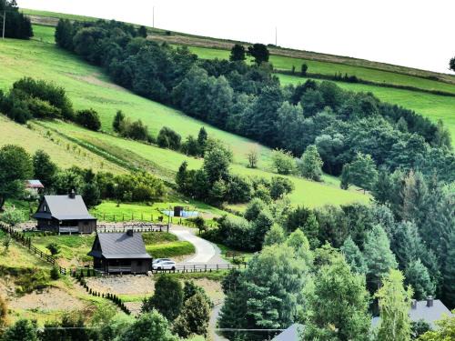 Nowy Zmigrod Cabin | Szare Domki z Widokiem